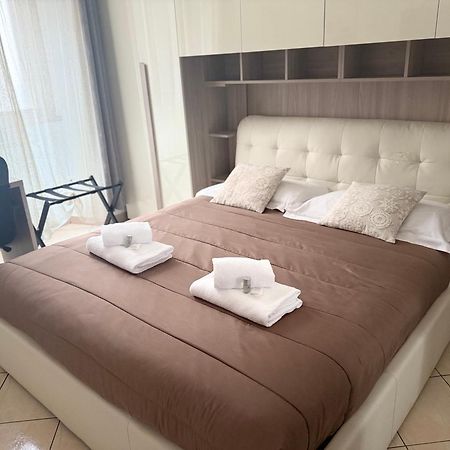 A 200Metri Dal Vaticano, 2 Camere Da Letto Rom Exterior foto